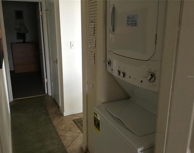 1571 S Atlantic Avenue - Photo Thumbnail 16