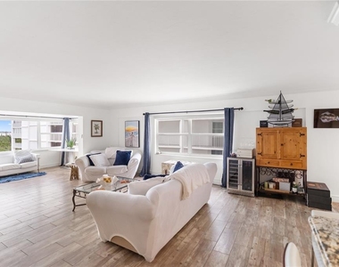 1750 Benjamin Franklin Drive - Photo Thumbnail 1