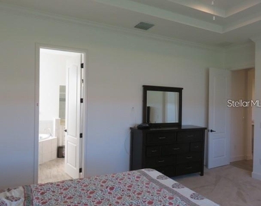 6915 Indus Valley Circle - Photo Thumbnail 10