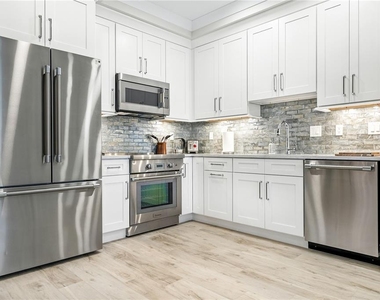 1234 15th Street - Photo Thumbnail 10