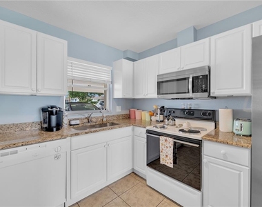 2401 Riverbluff Parkway - Photo Thumbnail 25
