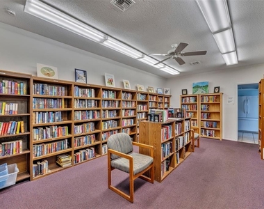 2401 Riverbluff Parkway - Photo Thumbnail 5