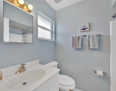 2401 Riverbluff Parkway - Photo Thumbnail 35
