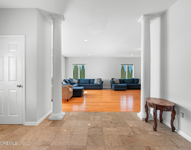230 Norwood Avenue - Photo Thumbnail 6