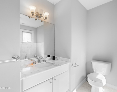 230 Norwood Avenue - Photo Thumbnail 21