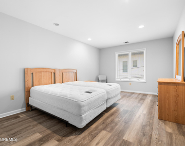 230 Norwood Avenue - Photo Thumbnail 29