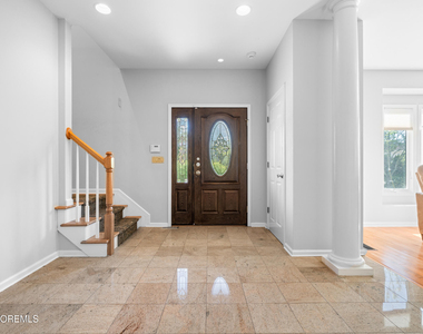 230 Norwood Avenue - Photo Thumbnail 4