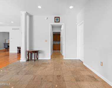 230 Norwood Avenue - Photo Thumbnail 5