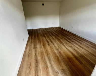 751 Ne 83rd Terrace - Photo Thumbnail 2