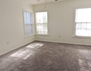 3425 Westcliff Road S - Photo Thumbnail 12