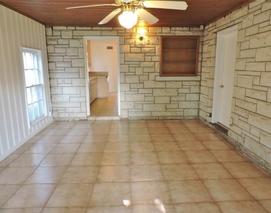 3425 Westcliff Road S - Photo Thumbnail 5