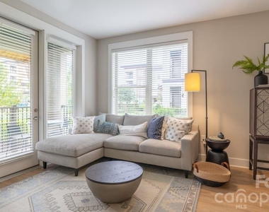 6408 Providence Farm Lane - Photo Thumbnail 28