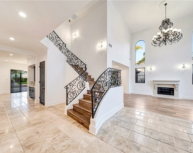 4165 Elm View Drive - Photo Thumbnail 2