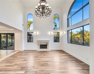4165 Elm View Drive - Photo Thumbnail 4