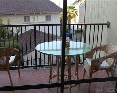 8263 Camino Del Oro - Photo Thumbnail 11