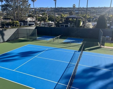 8263 Camino Del Oro - Photo Thumbnail 13