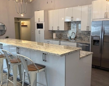 419 E Atlantic Avenue - Photo Thumbnail 4