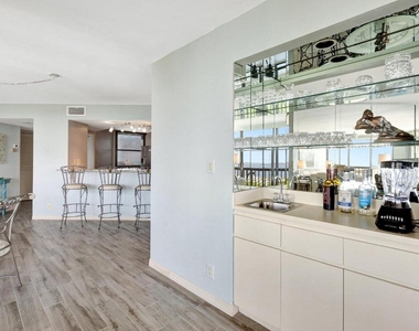 9500 S Ocean Drive - Photo Thumbnail 16