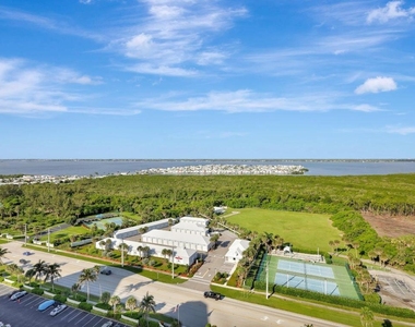 9500 S Ocean Drive - Photo Thumbnail 40