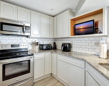 9500 S Ocean Drive - Photo Thumbnail 6