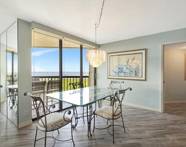 9500 S Ocean Drive - Photo Thumbnail 12