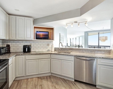 9500 S Ocean Drive - Photo Thumbnail 5