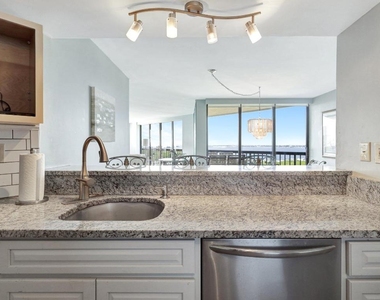 9500 S Ocean Drive - Photo Thumbnail 7