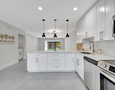 7898 Eastlake Drive - Photo Thumbnail 22
