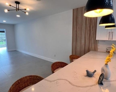 7898 Eastlake Drive - Photo Thumbnail 10