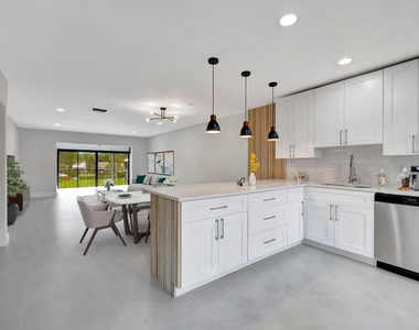 7898 Eastlake Drive - Photo Thumbnail 11