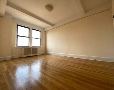 Gramercy East 21st Street - Photo Thumbnail 7
