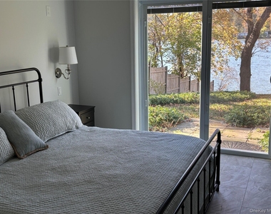 57 Truesdale Lake Drive - Photo Thumbnail 8