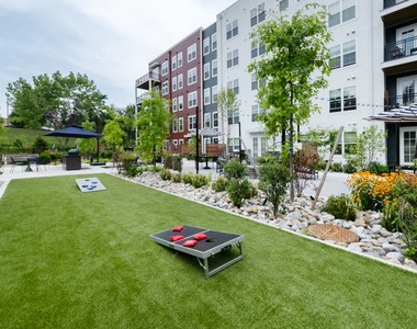3 Westchester Park Drive - Photo Thumbnail 94