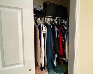 1417 N 17th Street - Photo Thumbnail 3