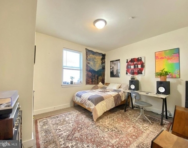 1622 W Jefferson Street - Photo Thumbnail 9