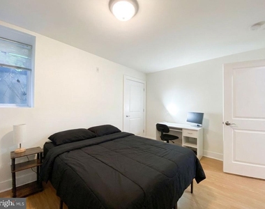 1622 W Jefferson Street - Photo Thumbnail 17