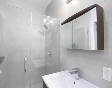 1622 W Jefferson Street - Photo Thumbnail 8