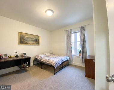 1622 W Jefferson Street - Photo Thumbnail 5