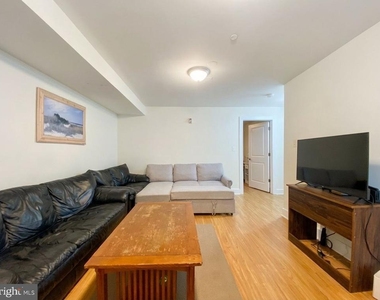 1622 W Jefferson Street - Photo Thumbnail 13