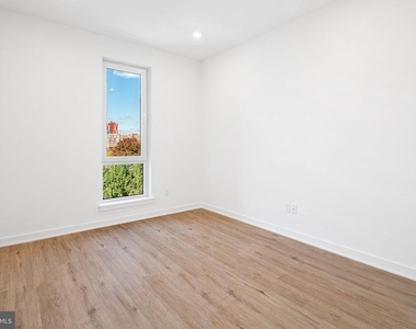 701 Cecil B Moore Avenue - Photo Thumbnail 11