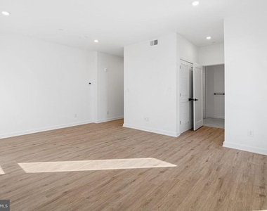 701 Cecil B Moore Avenue - Photo Thumbnail 2