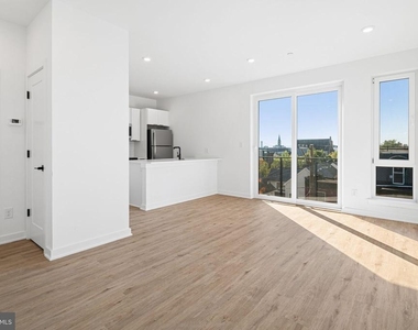 701 Cecil B Moore Avenue - Photo Thumbnail 3