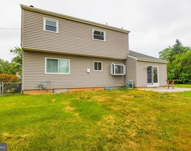 300 Macclelland Avenue - Photo Thumbnail 2