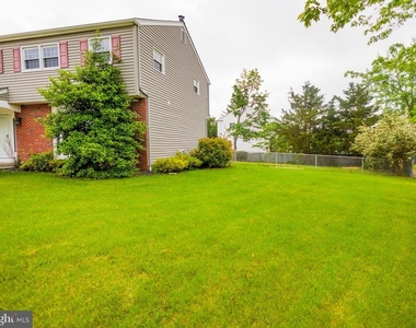 300 Macclelland Avenue - Photo Thumbnail 1