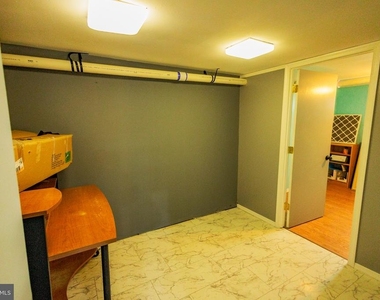 300 Macclelland Avenue - Photo Thumbnail 34