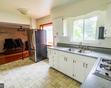 300 Macclelland Avenue - Photo Thumbnail 16