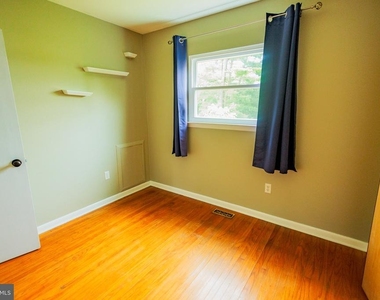 300 Macclelland Avenue - Photo Thumbnail 24