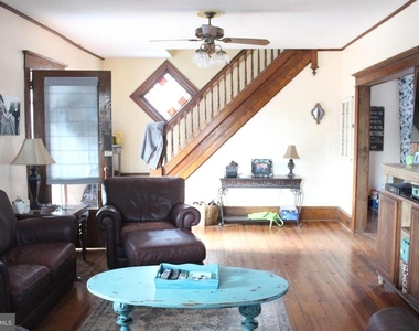 217 Villanova Road - Photo Thumbnail 9