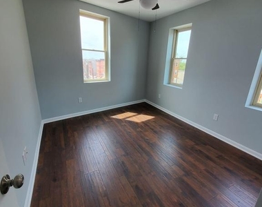 27 Fulton Avenue - Photo Thumbnail 10