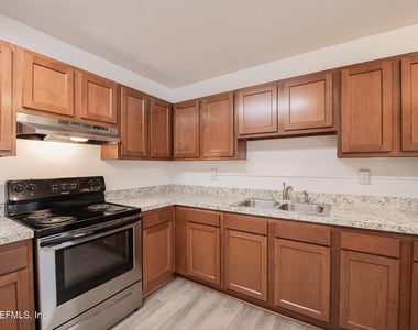 1217 Park Avenue - Photo Thumbnail 10